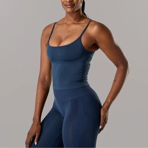 Alphalete Push Tank Medium Anchor Blue Built In Bra Seamless Gym Top